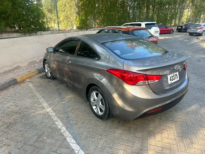 هيونداي إلانترا 2013